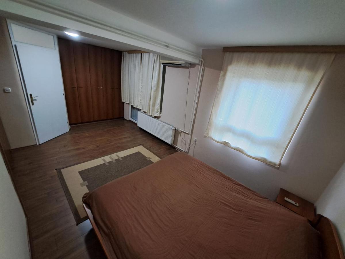 Apartamento Skopje Panorama Exterior foto